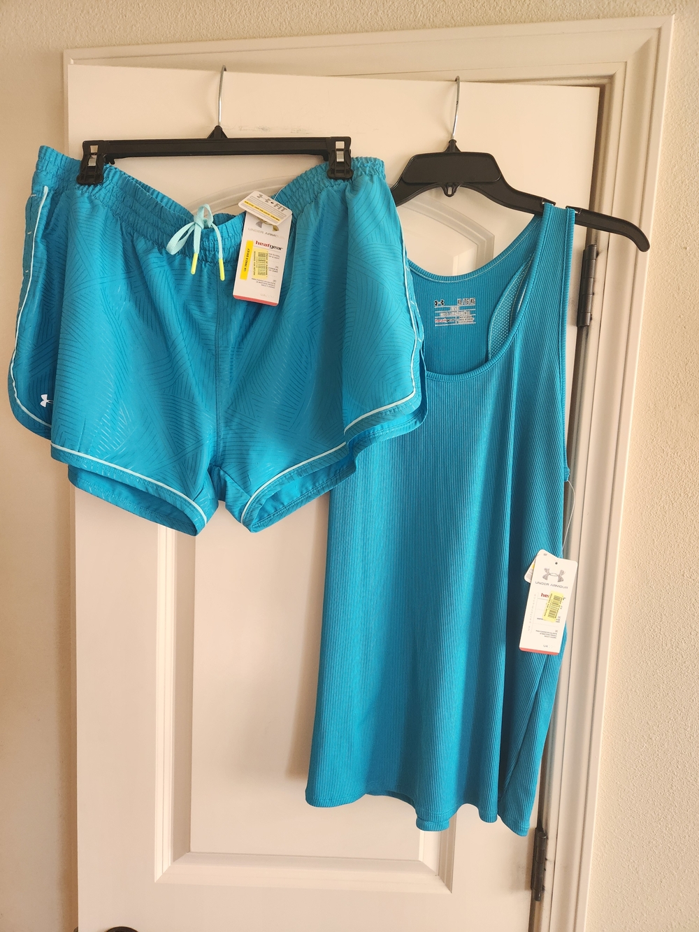 Under Armour Teal Athletic Tank and Shorts Set